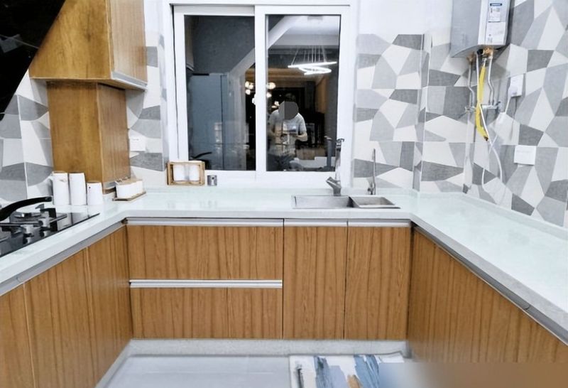 死党北欧风新房走红,阳台多肉花园引女生疯狂表白! 死党晒新房,全屋北欧清新设计,阳台养多肉女孩子争相表白! - 家居知识