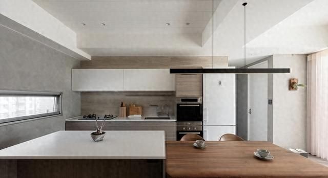 93平侘寂风居所，静享生活余韵之美