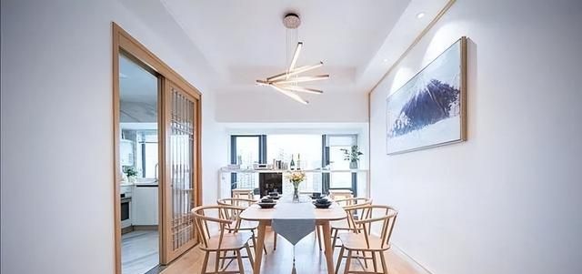 80后男主打造132㎡禅意日式婚房,简约温馨又舒适 80后男主买下132㎡婚房,设计成禅意的日式简约风,温馨又舒适 - 家居知识