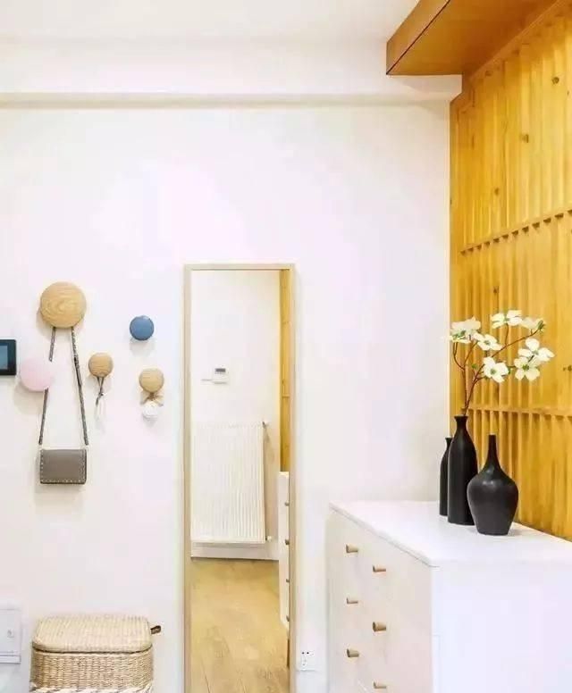 越来越多人入户玄关，装柜子隔断、镂空隔断，太漂亮实用了！ - 家居知识