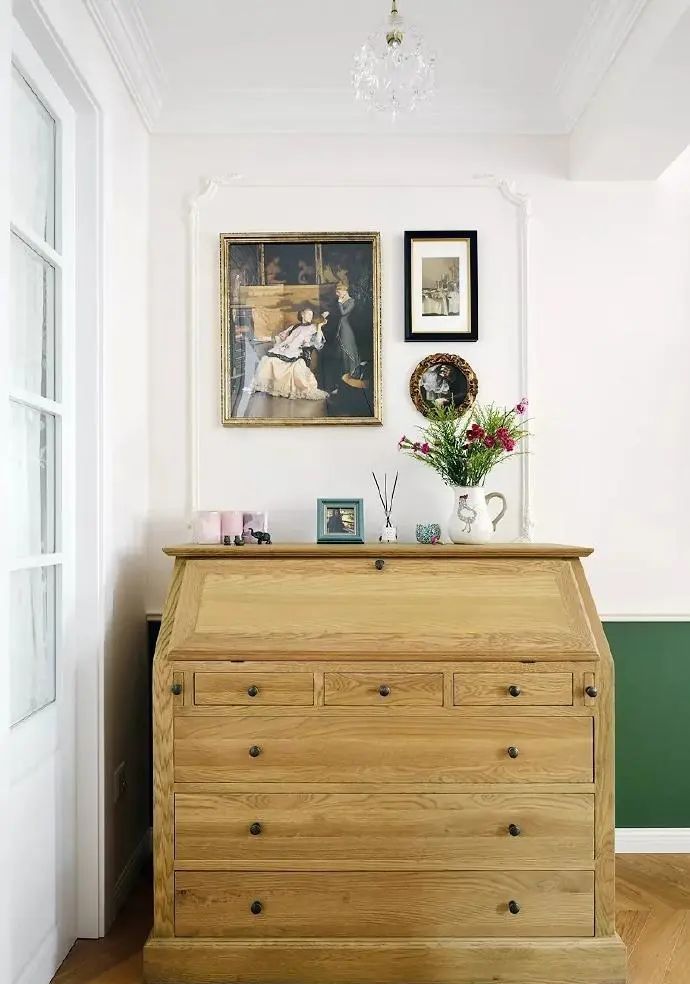 39㎡轻奢法式小宅,一进门就惊艳的优雅生活 39平米轻奢法式小户型,一进屋就被迷住,精致优雅又有气质 - 家居知识