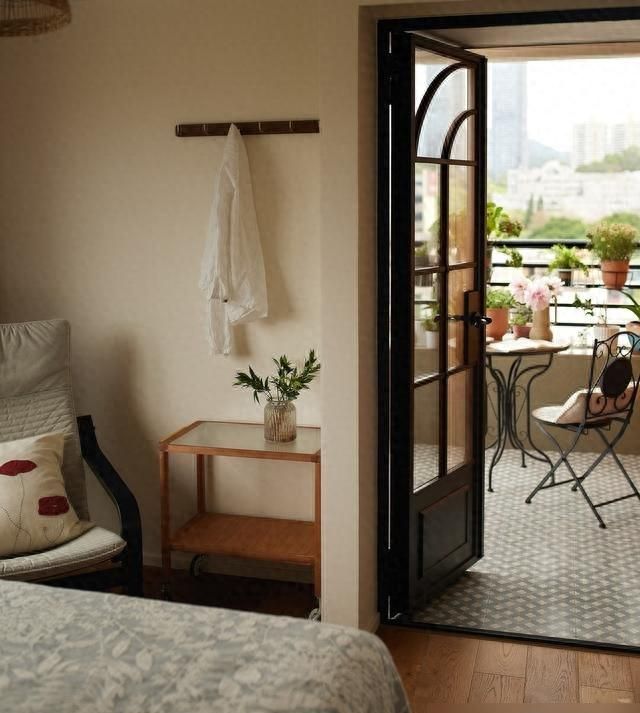 115㎡全屋原木风，十年不过时的佛系装修典范