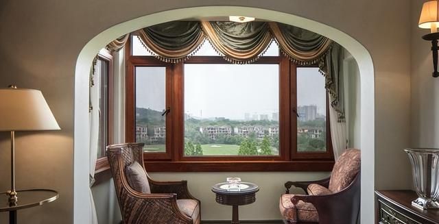 难怪这么多人想买别墅，看了他700㎡的家，才明白美式风多经典 - 家居知识