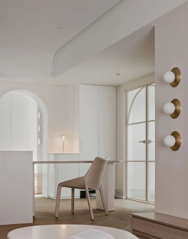 微水泥奶咖墙+拱形露台,这个奶油风小家四季如暖阳般治愈! 被问爆的奶油风小家!微水泥奶咖墙 + 拱形露台,四季都像裹在暖阳 - 家居知识