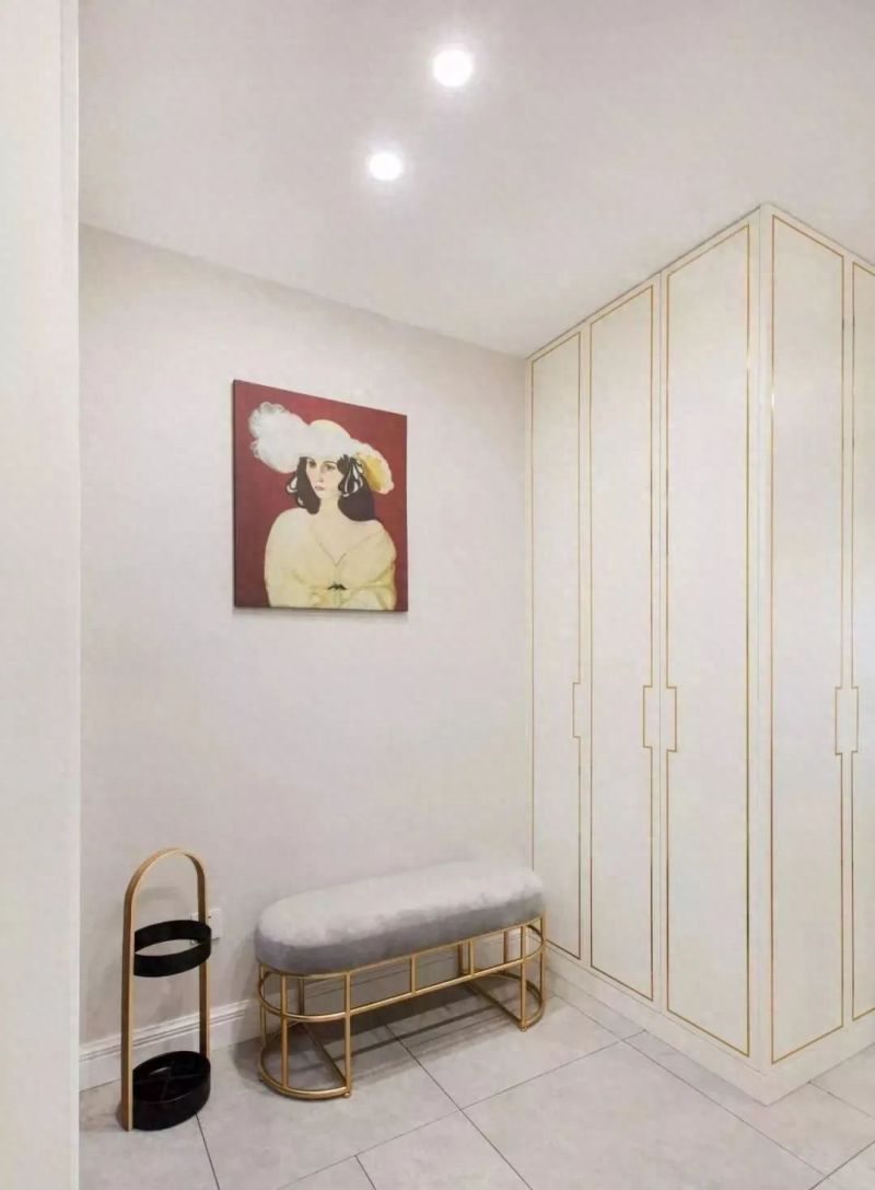 80㎡轻奢美式风，铜质玄关点亮全屋浪漫格调