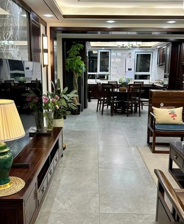 河北一女子顶层224㎡的复式，坚持“新中式”装修风格，窗明几净 - 家居知识