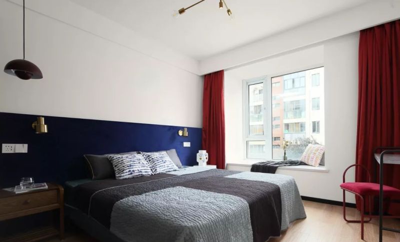 128㎡现代北欧三居,白底深色点缀,演绎轻奢文艺范 128㎡现代北欧风三居室:白为底、深色点睛,轻奢文艺感拉满 - 家居知识