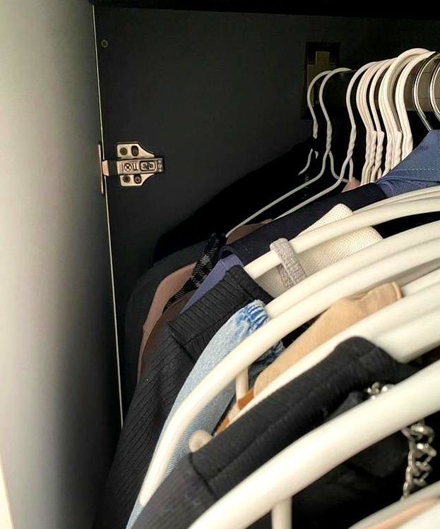 邻居家定制柜子太惊艳!看完立马想拆了重装 看完邻居家定制柜子,我震惊了,这样做简直绝了恨不得自己家重装 - 家居知识