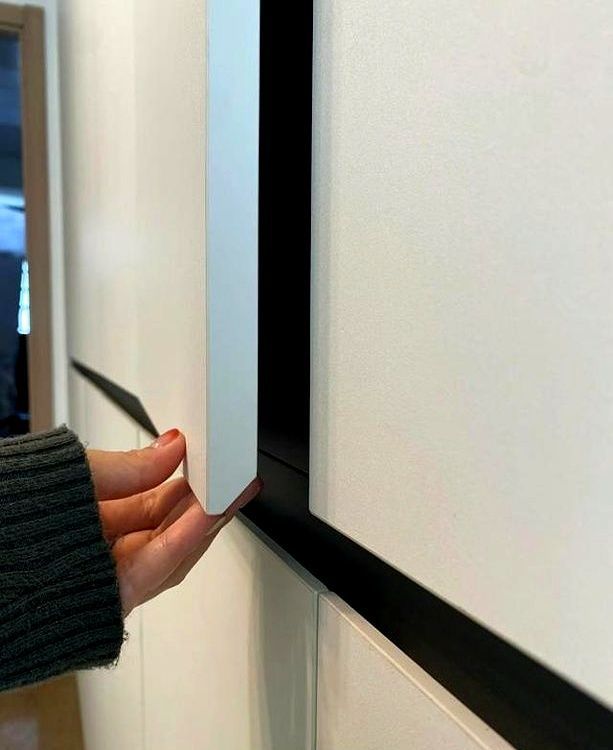 邻居家定制柜子太惊艳!看完立马想拆了重装 看完邻居家定制柜子,我震惊了,这样做简直绝了恨不得自己家重装 - 家居知识