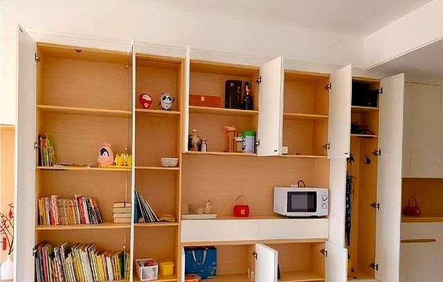 邻居家定制柜子太惊艳!看完立马想拆了重装 看完邻居家定制柜子,我震惊了,这样做简直绝了恨不得自己家重装 - 家居知识