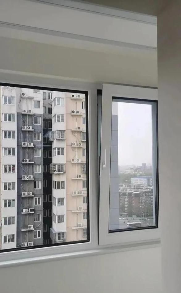 在北京终于有了自己的新房，超极简风装修，不做吊顶也很精致啊！ - 家居知识