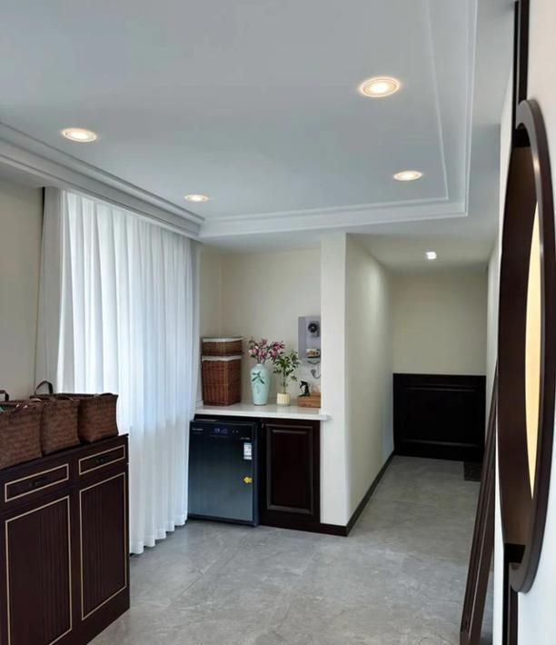 河北一女子顶层224㎡的复式，坚持“新中式”装修风格，窗明几净 - 家居知识