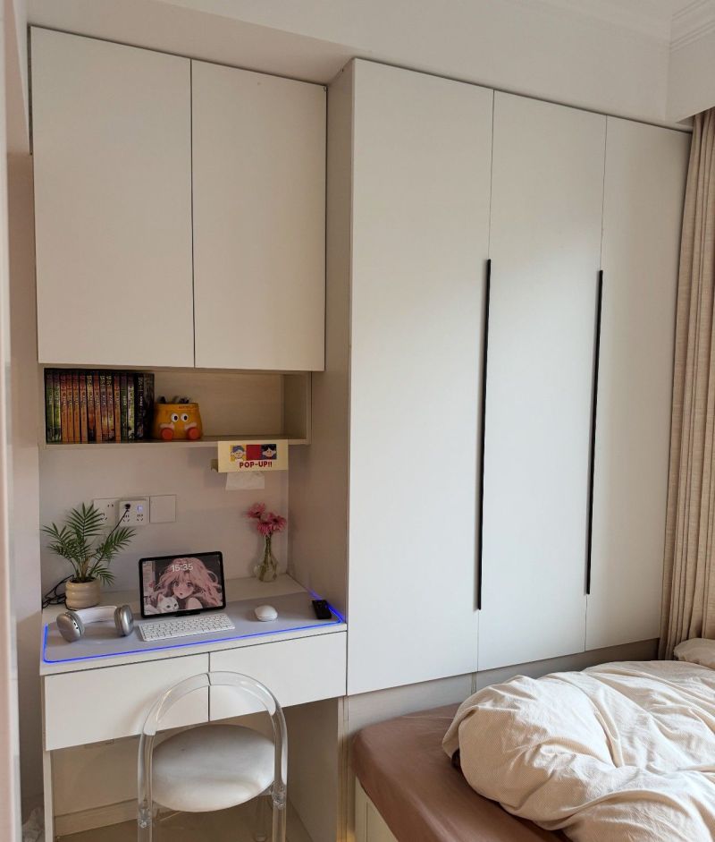 常州姑娘的客厅装修火了：切一半隔出5㎡“阳台房”，一室变两室 - 家居知识