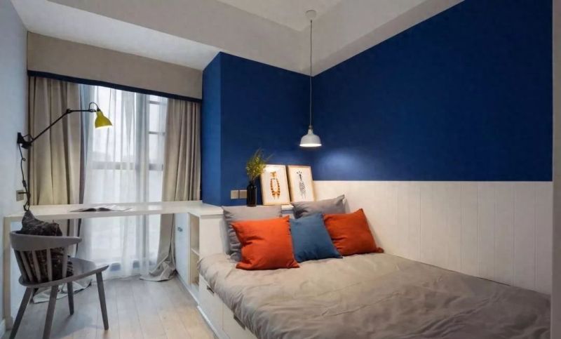 小卧室必选！定制榻榻米让空间利用率翻倍