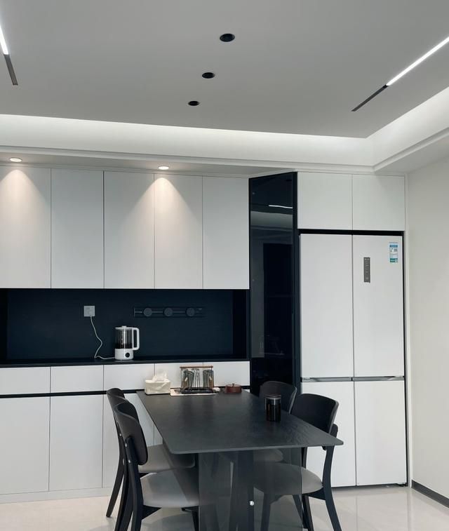 河南一姑娘，把87㎡小家㎡装出130㎡既视感？极简风太绝！晒晒 - 家居知识