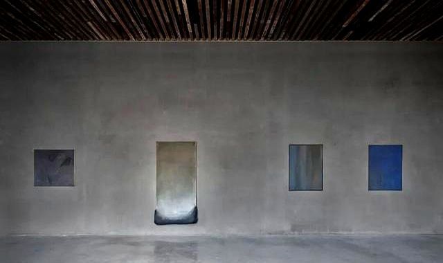 Axel Vervoordt为侄子设计侘寂风私宅,自然美学再创新作 Axel Vervoordt新作,为侄子打造的侘寂之家 - 家居知识