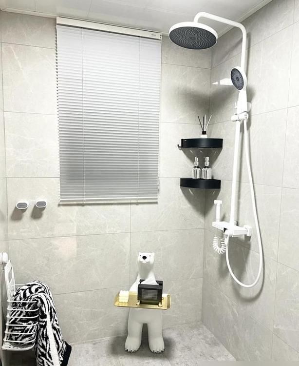 江西一教师的家火了，仅“楼道一整排鞋柜”就无数人效仿，真高级 - 家居知识