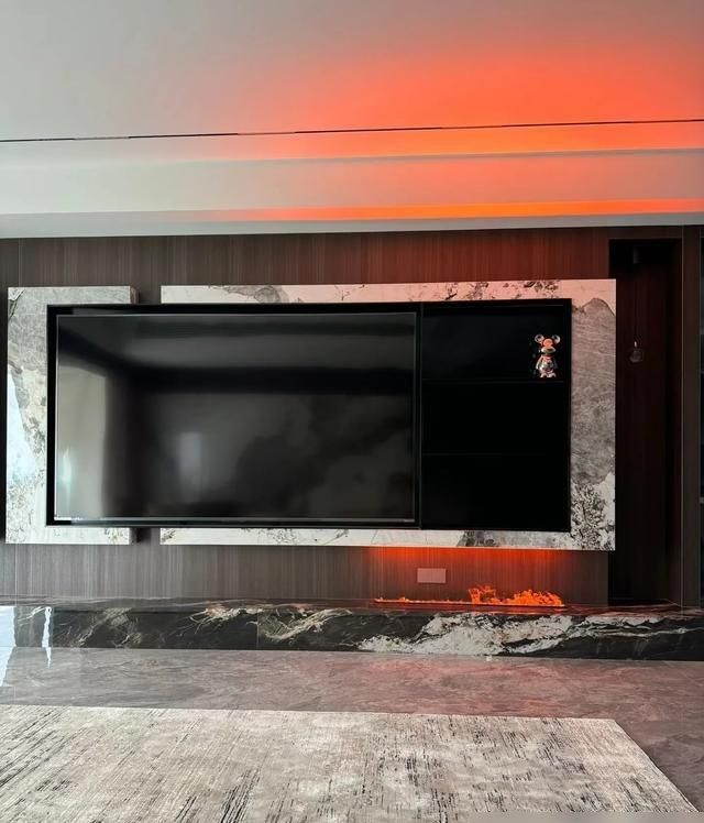 南京美女230㎡意式大平层曝光,梦幻装修让人流连忘返 南京美女晒出230平米意式大平层,一进去不想出来,装修太漂亮 - 家居知识