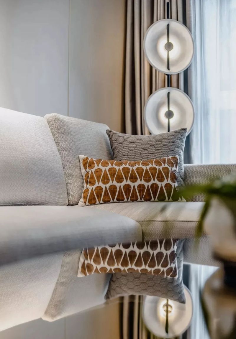 140㎡现代轻奢宅,简约空间撞色活力家具,打造摩登舒适家 140㎡现代轻奢,简约空间、活力家具、鲜艳配色,满屋舒适情趣 - 家居知识