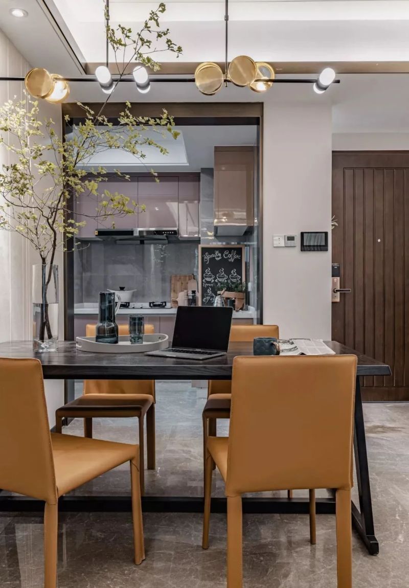 140㎡现代轻奢宅,简约空间撞色活力家具,打造摩登舒适家 140㎡现代轻奢,简约空间、活力家具、鲜艳配色,满屋舒适情趣 - 家居知识