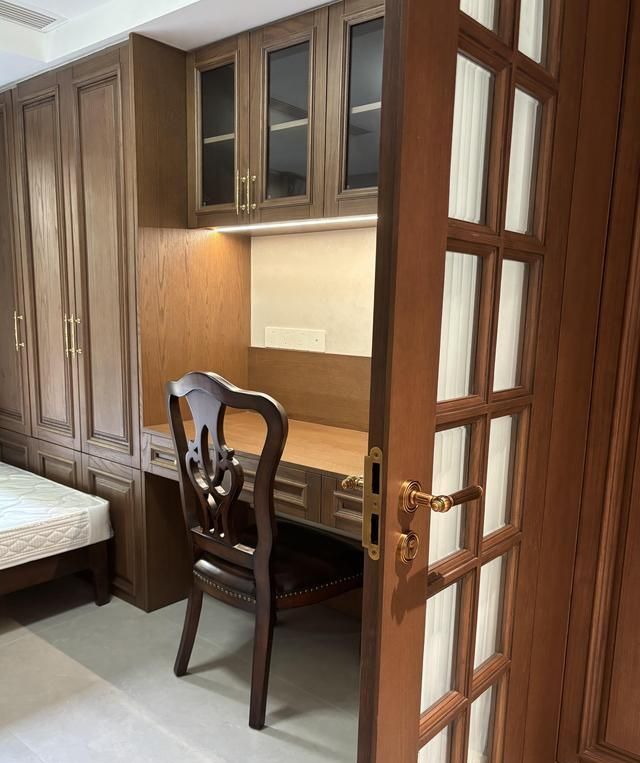 美式复古风木质别墅,打造温暖治愈的理想家 别墅设计|美式复古风别墅,木质控的温暖治愈家🏡 - 家居知识