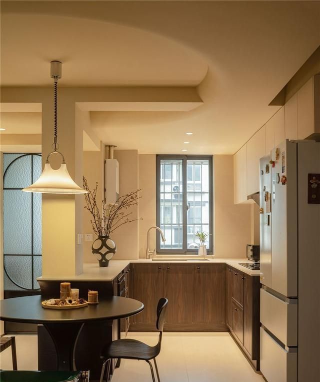 为什么越来越多人把家装成中古风？看完这位大姐家懂了，低调温馨 - 家居知识