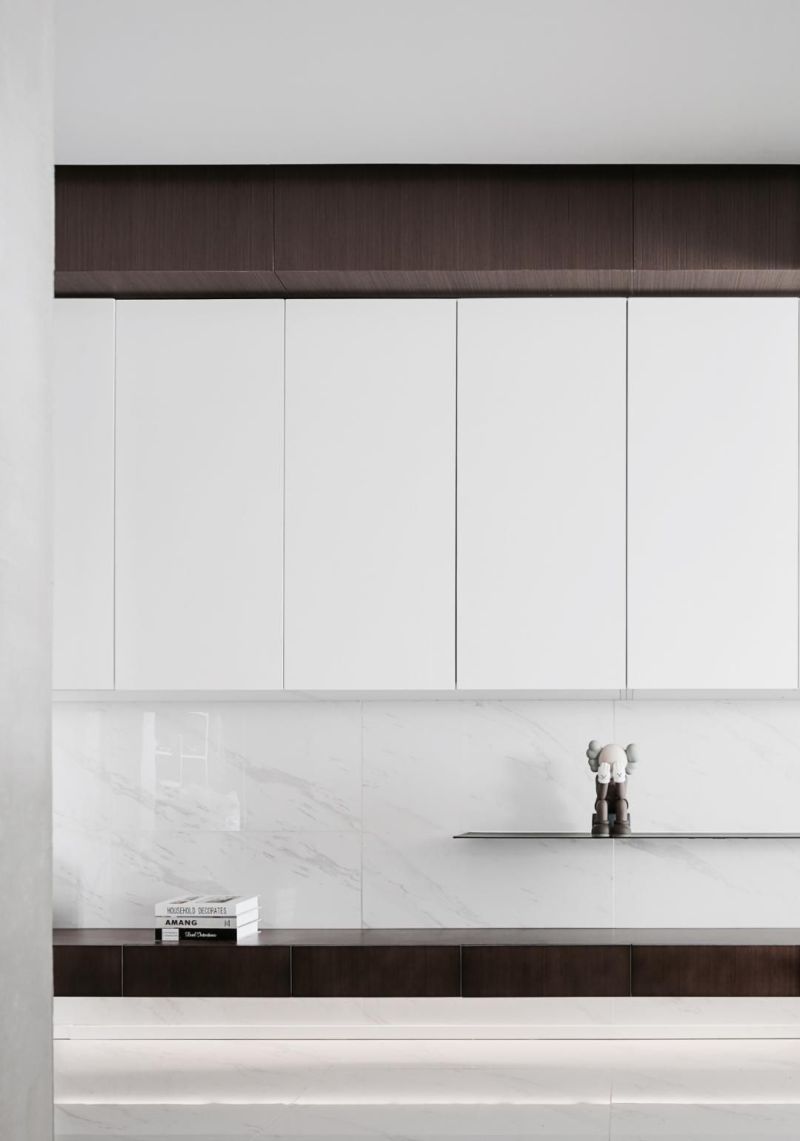 150㎡现代极简，净白空间+木质感，布置黑色家具，效果很高级 - 家居知识