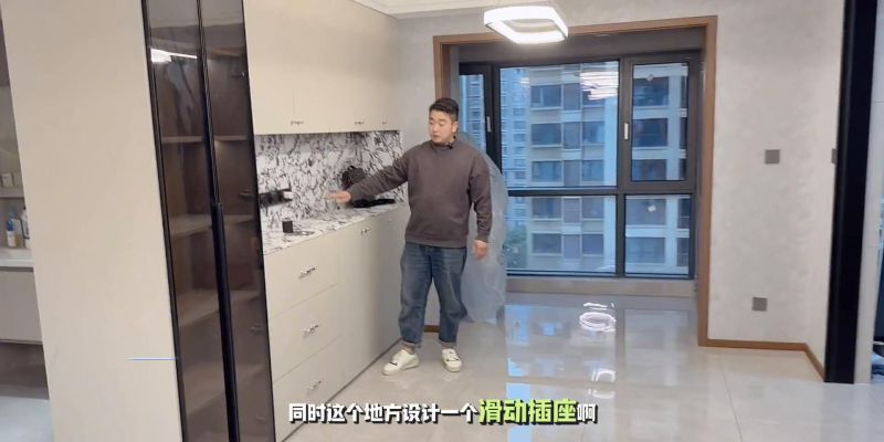 餐边柜的设计，滑动插座设计在中间还是两边？ - 家居知识