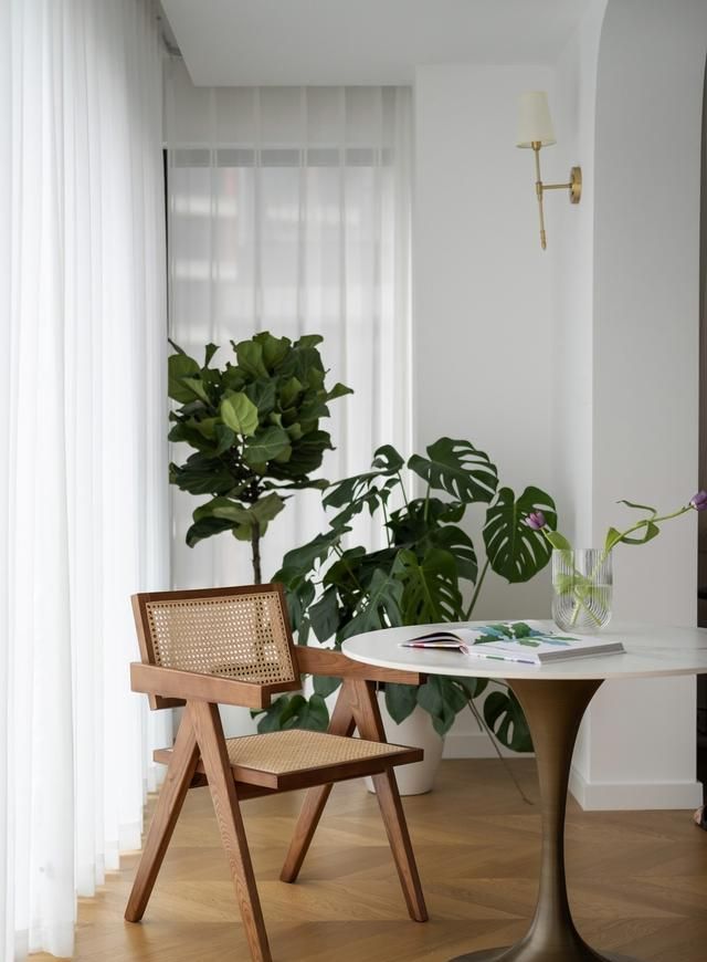 这对夫妻有远见，把家装成现代美式，轻硬装重软装，室内简洁高级 - 家居知识