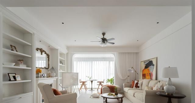 这对夫妻有远见，把家装成现代美式，轻硬装重软装，室内简洁高级 - 家居知识