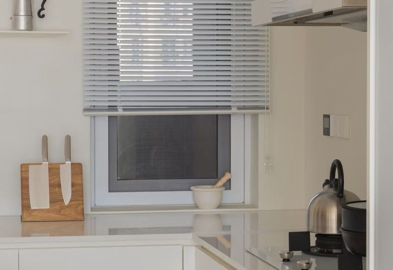 厨房装修不定制橱柜，还可以怎么装？看了年轻人的做法，被折服了 - 家居知识