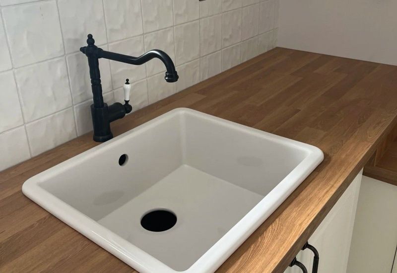 厨房装修不定制橱柜，还可以怎么装？看了年轻人的做法，被折服了 - 家居知识