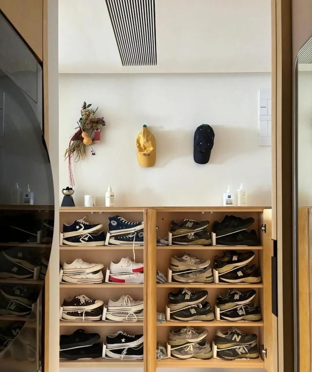 装修必看,6个鞋柜细节没做好,玄关照样乱糟糟! 住久了才知道:不做好这6个鞋柜细节处理,玄关还是会很乱! - 家居知识