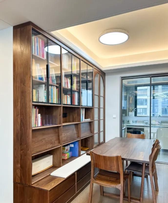 卡座书柜一体化设计太香了！网友分享8种神仙方案，小户型必看