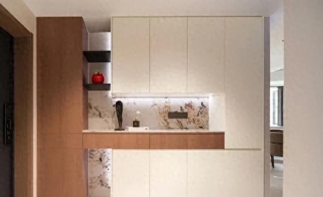 科学设计的玄关柜，一秒变整洁的玄关魔法