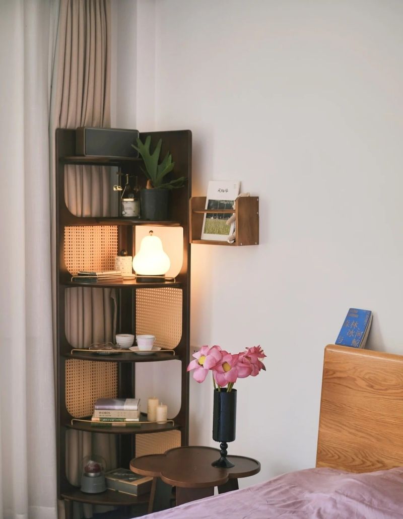 卧室不摆床头柜也行！8种“替代方案”有颜且实用，哪种适合你？ - 家居知识