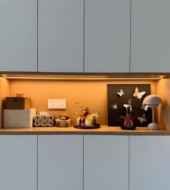 上海发现一户人家的鞋柜，做法太实用了，网友：堪称收纳狂魔！ - 家居知识