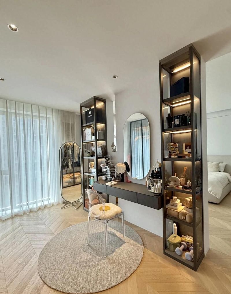 高颜值实用派，现在最流行的步入式衣帽间设计