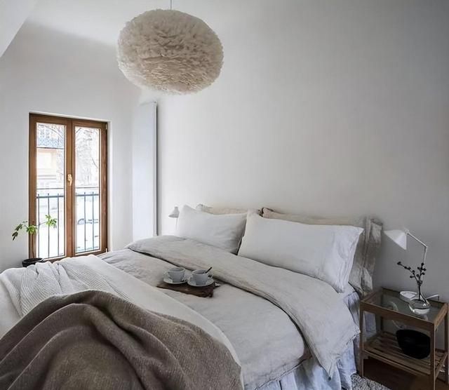 61岁阿姨的简约家装,品味大气令人惊艳 四方发现一61岁阿姨的家,装修那叫一个简约大气,太有品味了! - 家居知识