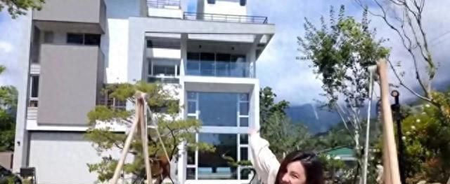 谢依霖和室装修引争议，网友不满喊话别来内地赚钱