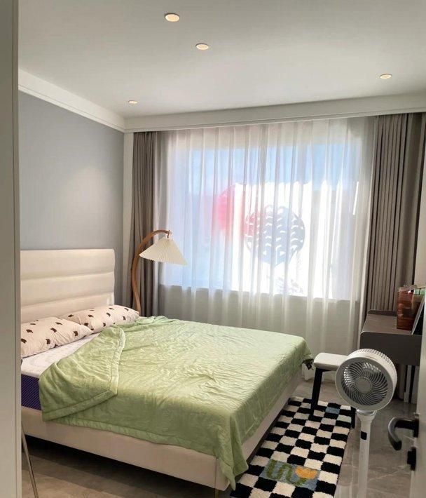 北京一户人家火了，坚持极简装修，全屋大白墙+无主灯，太实用了 - 家居知识