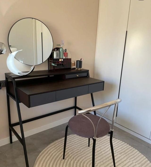 北京一户人家火了，坚持极简装修，全屋大白墙+无主灯，太实用了 - 家居知识