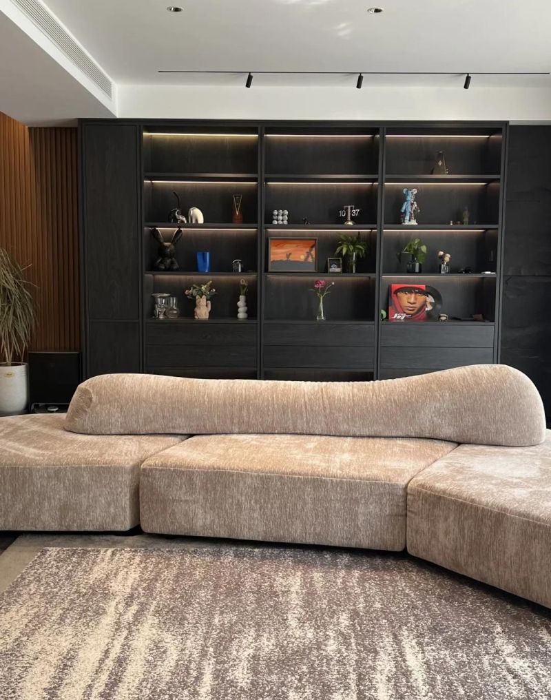 125㎡意式轻奢宅，装出杂志同款，美到不敢认，太高级了！ - 家居知识