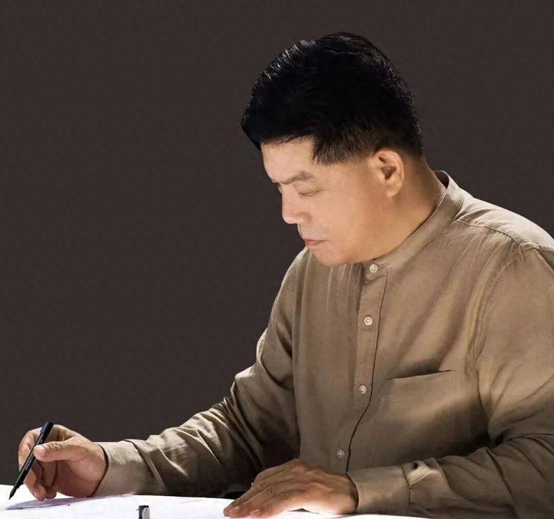 欧兰特转型‘发岩人’，深耕中高端岩板阳台柜定制市场