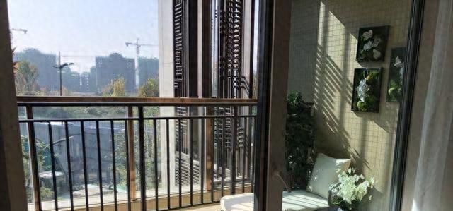 87㎡新中式装修完工，老婆最初反对，看到效果后直呼惊艳！