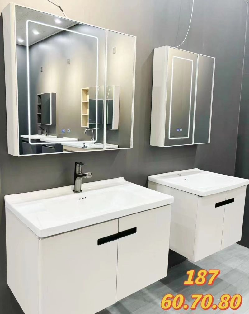 不锈钢全铝浴室柜，家里装修了，需要的看过了极致性价比。 - 家居知识