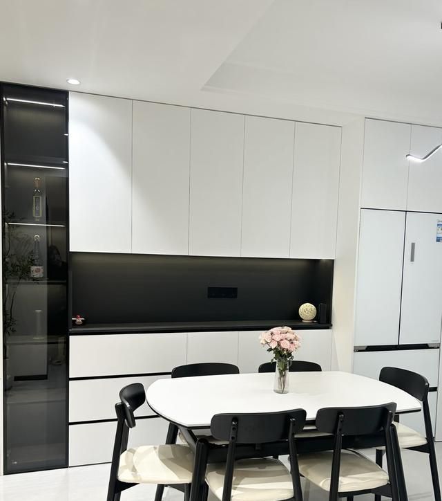 陕西姑娘现代简约装修,清爽显大又省钱 陕西一姑娘,坚持现代简约装修,最后效果清爽干净,显大还省钱~ - 家居知识