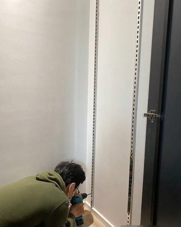 安徽一户人家鞋柜设计惊艳全网,收纳妙招被赞收纳狂魔! 安徽发现一户人家的鞋柜,装法太高明了,网友:堪称收纳狂魔! - 家居知识