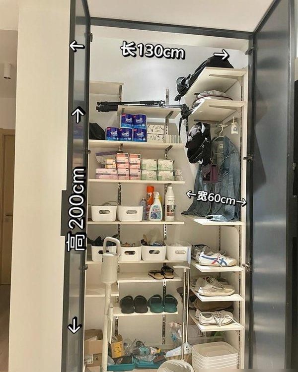 安徽一户人家鞋柜设计惊艳全网,收纳妙招被赞收纳狂魔! 安徽发现一户人家的鞋柜,装法太高明了,网友:堪称收纳狂魔! - 家居知识