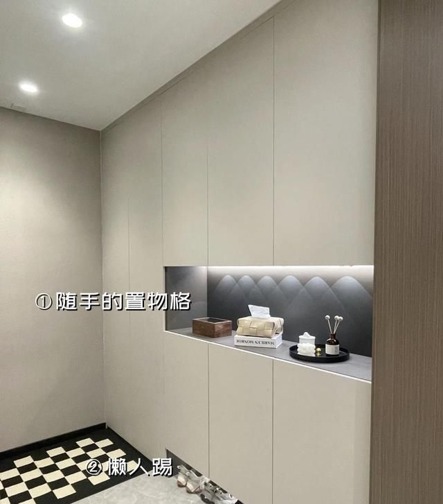 玄关柜必做凹格设计,实用至上非花哨 若再装修,玄关柜我一定要做“凹格”,不是花里胡哨,是真实用 - 家居知识